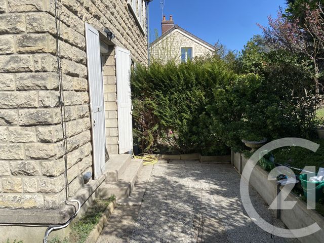 Appartement à louer - 2 pièces - 27.27 m2 - L ISLE ADAM - 95 - ILE-DE-FRANCE - Century 21 Osmose