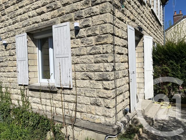 Appartement à louer - 2 pièces - 27.27 m2 - L ISLE ADAM - 95 - ILE-DE-FRANCE - Century 21 Osmose