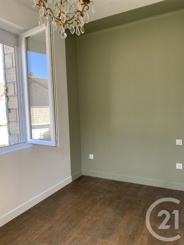 Appartement à louer - 2 pièces - 27.27 m2 - L ISLE ADAM - 95 - ILE-DE-FRANCE - Century 21 Osmose