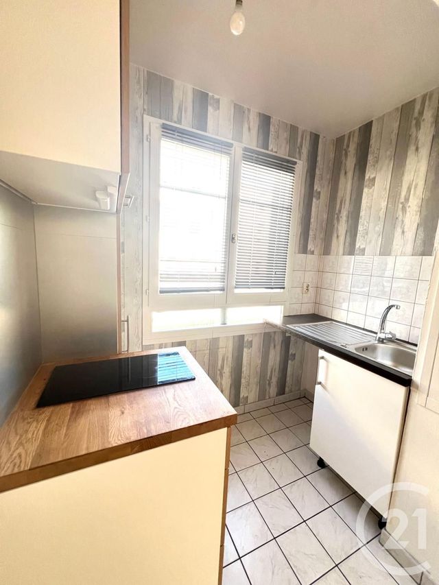 Appartement F2 à vendre - 2 pièces - 42.47 m2 - L ISLE ADAM - 95 - ILE-DE-FRANCE - Century 21 Osmose