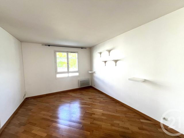 Appartement F2 à vendre - 2 pièces - 42.47 m2 - L ISLE ADAM - 95 - ILE-DE-FRANCE - Century 21 Osmose