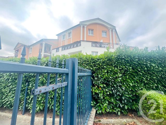 Appartement F2 à vendre - 2 pièces - 42.47 m2 - L ISLE ADAM - 95 - ILE-DE-FRANCE - Century 21 Osmose