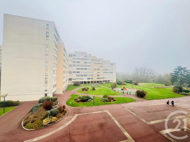 Appartement F3 à vendre - 3 pièces - 77.6 m2 - PONTOISE - 95 - ILE-DE-FRANCE - Century 21 Osmose