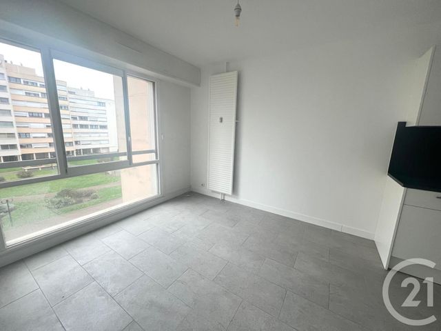 Appartement F3 à vendre - 3 pièces - 77.6 m2 - L ISLE ADAM - 95 - ILE-DE-FRANCE - Century 21 Osmose