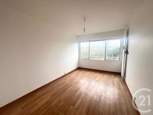 Appartement F3 à vendre - 3 pièces - 77.6 m2 - L ISLE ADAM - 95 - ILE-DE-FRANCE - Century 21 Osmose