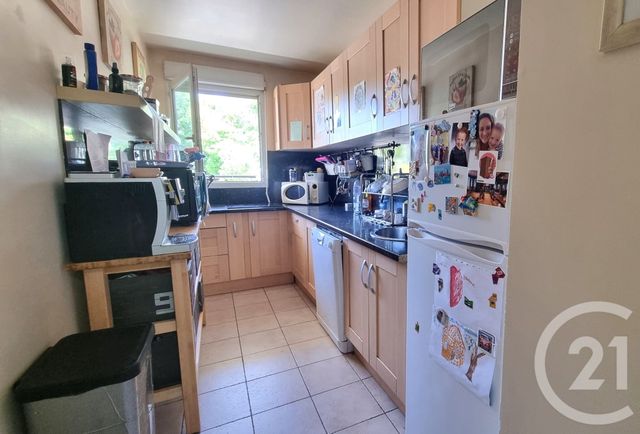 Appartement F3 à vendre - 3 pièces - 75.74 m2 - L ISLE ADAM - 95 - ILE-DE-FRANCE - Century 21 Osmose