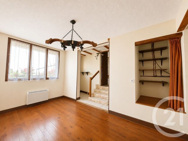 Appartement à vendre - 6 pièces - 135.0 m2 - MERY SUR OISE - 95 - ILE-DE-FRANCE - Century 21 Osmose