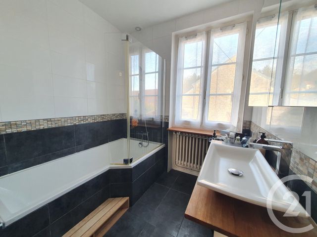 maison à vendre - 9 pièces - 260.0 m2 - CHAMPAGNE SUR OISE - 95 - ILE-DE-FRANCE - Century 21 Osmose