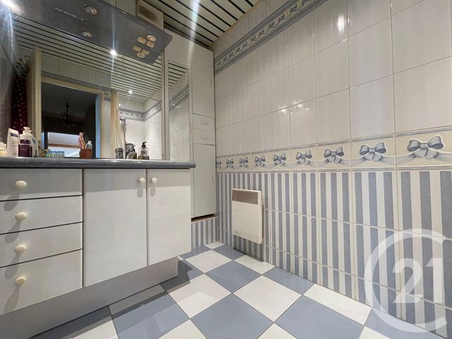 Appartement F5 à vendre - 5 pièces - 117.38 m2 - L ISLE ADAM - 95 - ILE-DE-FRANCE - Century 21 Osmose