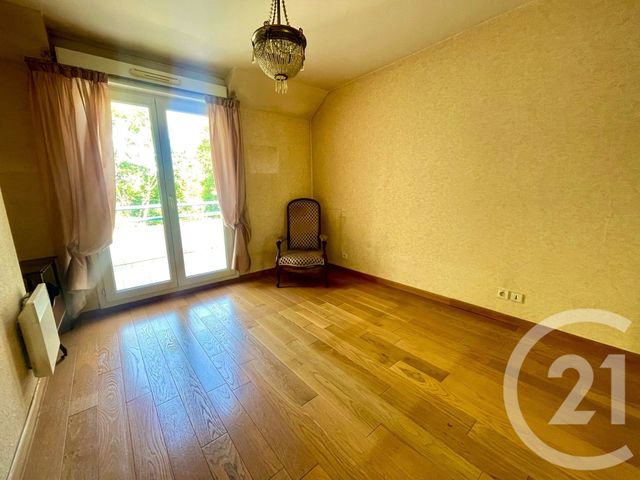 Appartement F5 à vendre - 5 pièces - 117.38 m2 - L ISLE ADAM - 95 - ILE-DE-FRANCE - Century 21 Osmose