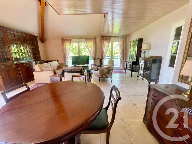 Appartement F5 à vendre - 5 pièces - 117.38 m2 - L ISLE ADAM - 95 - ILE-DE-FRANCE - Century 21 Osmose