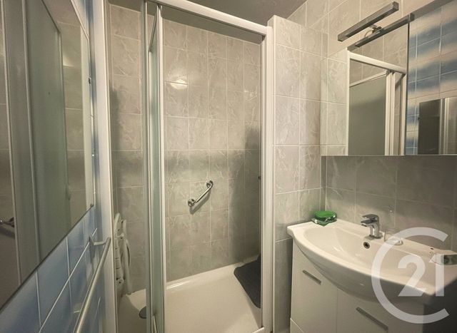 Appartement F4 à vendre - 4 pièces - 66.86 m2 - L ISLE ADAM - 95 - ILE-DE-FRANCE - Century 21 Osmose