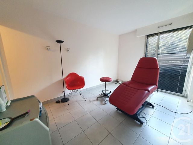 Appartement F2 à vendre - 5 pièces - 107.28 m2 - L ISLE ADAM - 95 - ILE-DE-FRANCE - Century 21 Osmose