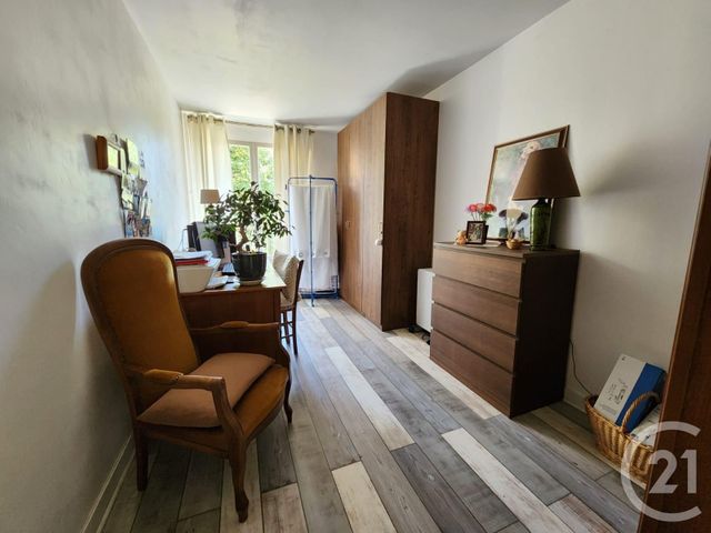 Appartement à vendre - 6 pièces - 78.52 m2 - L ISLE ADAM - 95 - ILE-DE-FRANCE - Century 21 Osmose