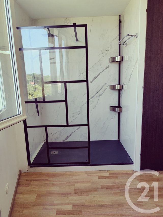 Appartement à louer - 5 pièces - 122.3 m2 - CHAMPAGNE SUR OISE - 95 - ILE-DE-FRANCE - Century 21 Osmose