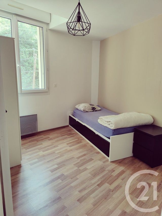 Appartement à louer - 5 pièces - 122.3 m2 - CHAMPAGNE SUR OISE - 95 - ILE-DE-FRANCE - Century 21 Osmose