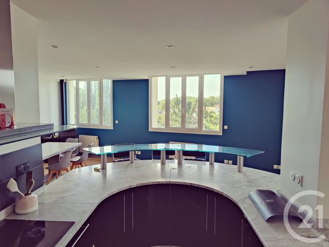 Appartement à louer - 5 pièces - 122.3 m2 - CHAMPAGNE SUR OISE - 95 - ILE-DE-FRANCE - Century 21 Osmose