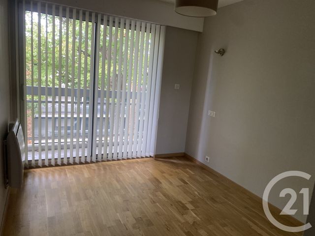 Appartement à louer - 3 pièces - 76.41 m2 - L ISLE ADAM - 95 - ILE-DE-FRANCE - Century 21 Osmose