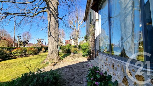 maison à vendre - 8 pièces - 185.48 m2 - L ISLE ADAM - 95 - ILE-DE-FRANCE - Century 21 Osmose