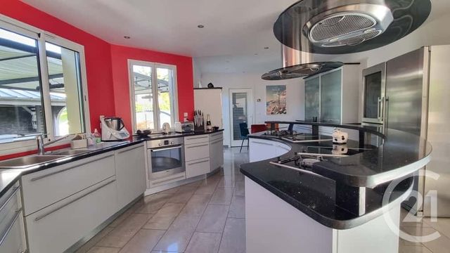 Afficher la photo en grand maison à vendre - 7 pièces - 227.27 m2 - L ISLE ADAM - 95 - ILE-DE-FRANCE - Century 21 Osmose