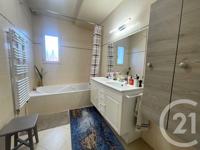 Afficher la photo en grand maison à vendre - 7 pièces - 181.23 m2 - L ISLE ADAM - 95 - ILE-DE-FRANCE - Century 21 Osmose
