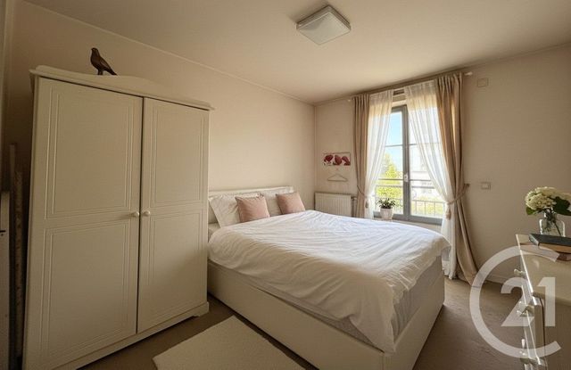 Appartement F2 à vendre - 2 pièces - 43.0 m2 - L ISLE ADAM - 95 - ILE-DE-FRANCE - Century 21 Osmose