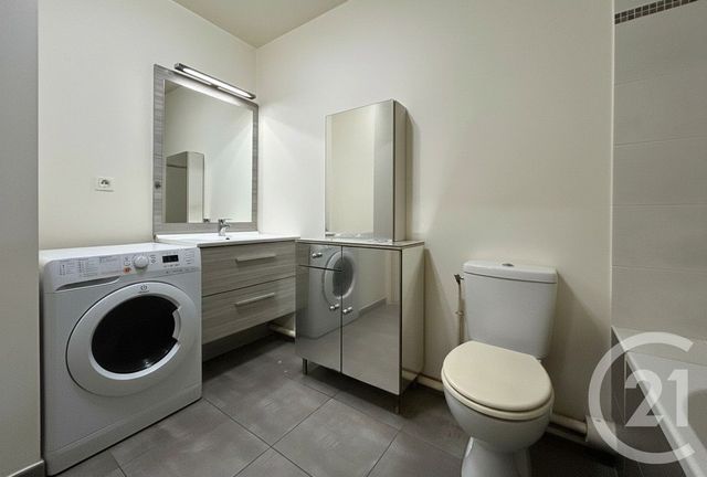 Appartement F2 à vendre - 2 pièces - 43.0 m2 - L ISLE ADAM - 95 - ILE-DE-FRANCE - Century 21 Osmose