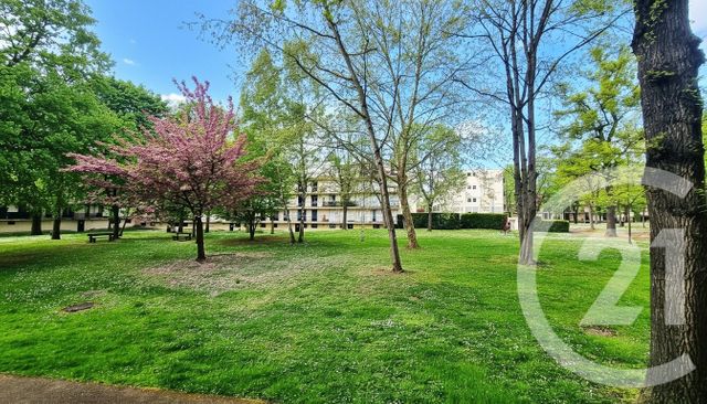 Appartement Studio à vendre - 1 pièce - 34.76 m2 - L ISLE ADAM - 95 - ILE-DE-FRANCE - Century 21 Osmose