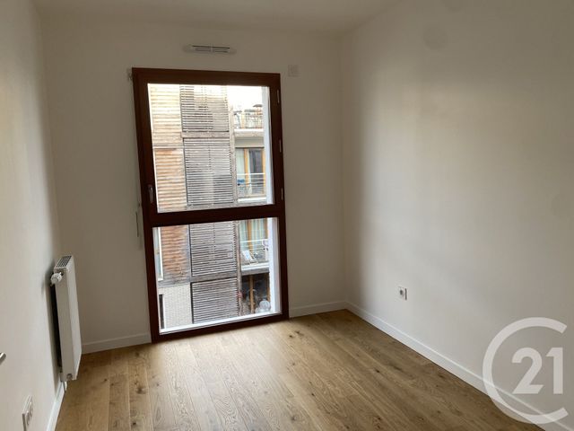 Appartement à louer - 3 pièces - 57.9 m2 - L ISLE ADAM - 95 - ILE-DE-FRANCE - Century 21 Osmose