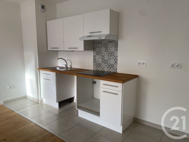 Appartement à louer - 3 pièces - 57.9 m2 - L ISLE ADAM - 95 - ILE-DE-FRANCE - Century 21 Osmose