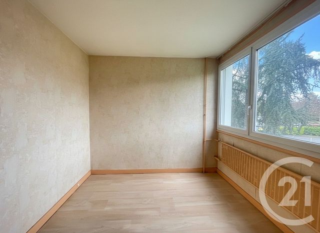 Appartement F4 à vendre - 4 pièces - 66.86 m2 - L ISLE ADAM - 95 - ILE-DE-FRANCE - Century 21 Osmose