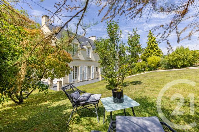 maison à vendre - 8 pièces - 263.5 m2 - NESLES LA VALLEE - 95 - ILE-DE-FRANCE - Century 21 Osmose