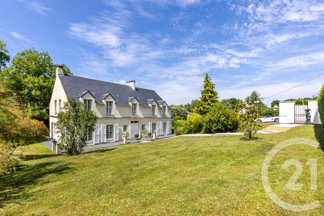 maison à vendre - 8 pièces - 263.5 m2 - NESLES LA VALLEE - 95 - ILE-DE-FRANCE - Century 21 Osmose