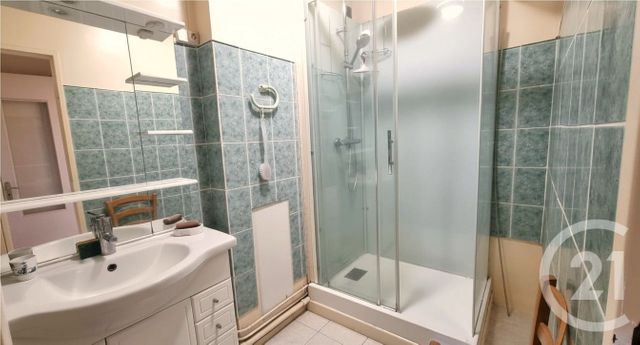 Appartement F3 à vendre - 3 pièces - 56.45 m2 - L ISLE ADAM - 95 - ILE-DE-FRANCE - Century 21 Osmose