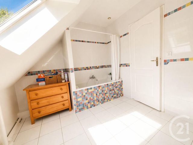 maison à vendre - 6 pièces - 127.0 m2 - VALMONDOIS - 95 - ILE-DE-FRANCE - Century 21 Osmose