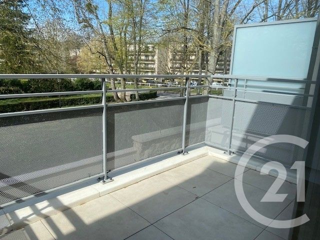 Appartement à louer - 3 pièces - 63.9 m2 - L ISLE ADAM - 95 - ILE-DE-FRANCE - Century 21 Osmose