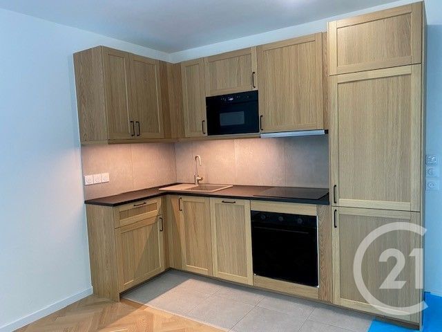 Appartement à louer - 3 pièces - 63.9 m2 - L ISLE ADAM - 95 - ILE-DE-FRANCE - Century 21 Osmose
