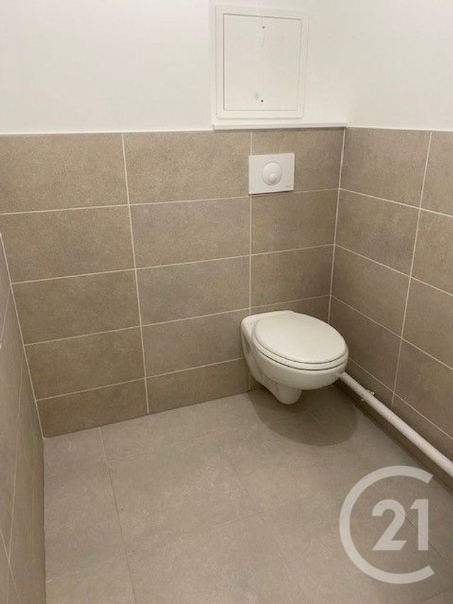 Appartement à louer - 3 pièces - 63.9 m2 - L ISLE ADAM - 95 - ILE-DE-FRANCE - Century 21 Osmose