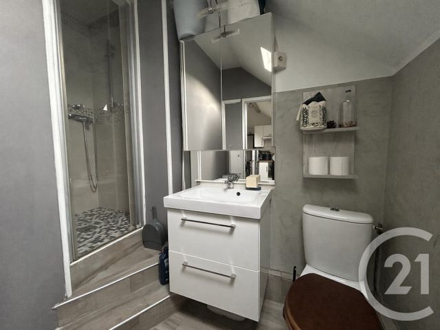 Appartement F1 à vendre - 1 pièce - 21.0 m2 - L ISLE ADAM - 95 - ILE-DE-FRANCE - Century 21 Osmose