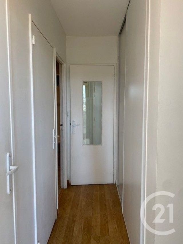 Appartement à louer - 3 pièces - 57.32 m2 - L ISLE ADAM - 95 - ILE-DE-FRANCE - Century 21 Osmose