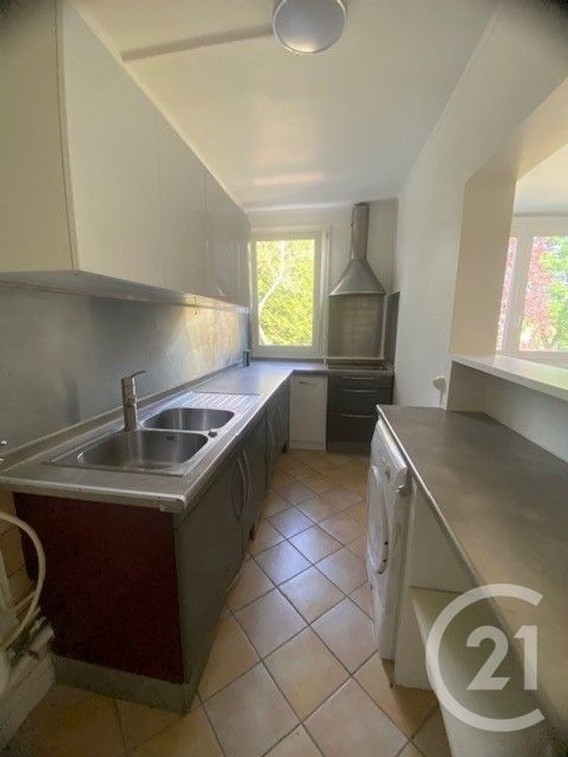 Appartement à louer - 3 pièces - 57.32 m2 - L ISLE ADAM - 95 - ILE-DE-FRANCE - Century 21 Osmose