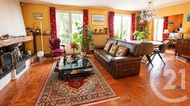 maison à vendre - 7 pièces - 172.65 m2 - CHAMPAGNE SUR OISE - 95 - ILE-DE-FRANCE - Century 21 Osmose