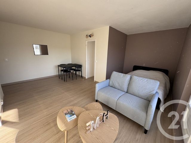 Appartement F1 à louer - 1 pièce - 36.41 m2 - L ISLE ADAM - 95 - ILE-DE-FRANCE - Century 21 Osmose