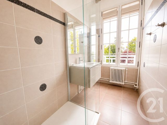 maison à vendre - 7 pièces - 221.0 m2 - L ISLE ADAM - 95 - ILE-DE-FRANCE - Century 21 Osmose