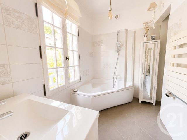 maison à vendre - 7 pièces - 221.0 m2 - L ISLE ADAM - 95 - ILE-DE-FRANCE - Century 21 Osmose