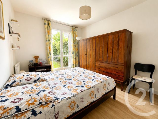 Appartement F4 à vendre - 4 pièces - 82.43 m2 - L ISLE ADAM - 95 - ILE-DE-FRANCE - Century 21 Osmose
