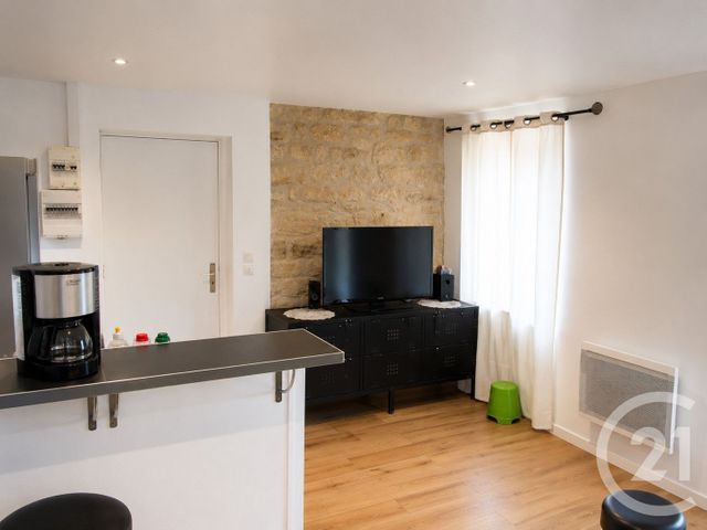 Appartement F2 à vendre - 2 pièces - 31.8 m2 - CHAMPAGNE SUR OISE - 95 - ILE-DE-FRANCE - Century 21 Osmose