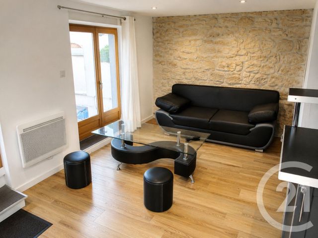 Appartement F2 à vendre - 2 pièces - 31.8 m2 - CHAMPAGNE SUR OISE - 95 - ILE-DE-FRANCE - Century 21 Osmose