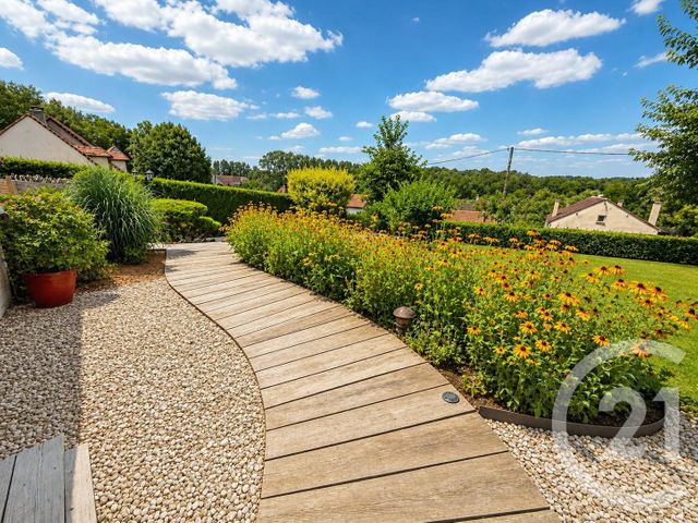 maison à vendre - 7 pièces - 208.35 m2 - NESLES LA VALLEE - 95 - ILE-DE-FRANCE - Century 21 Osmose