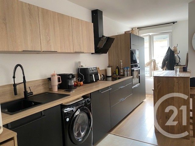 Appartement à louer - 2 pièces - 40.33 m2 - PERSAN - 95 - ILE-DE-FRANCE - Century 21 Osmose
